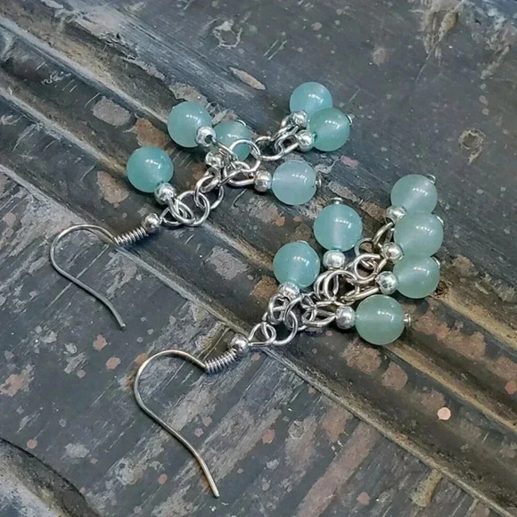 Malaysia Jade Green Gemstone Bead Dangle Silver Platinum Plated Earrings - Picture 6 of 10